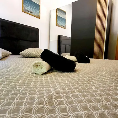 Apartmán Blue Stone-with Parking, Terrace And Bbq Zadar