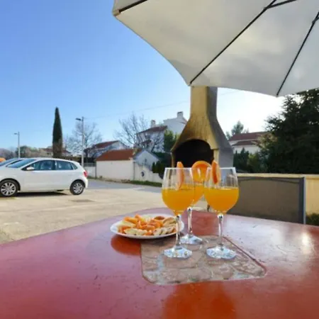 Blue Stone-with Parking, Terrace And Bbq Apartment