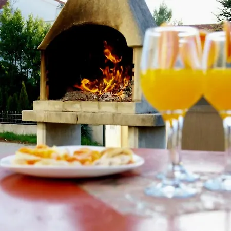Blue Stone-with Parking, Terrace And Bbq Zadar