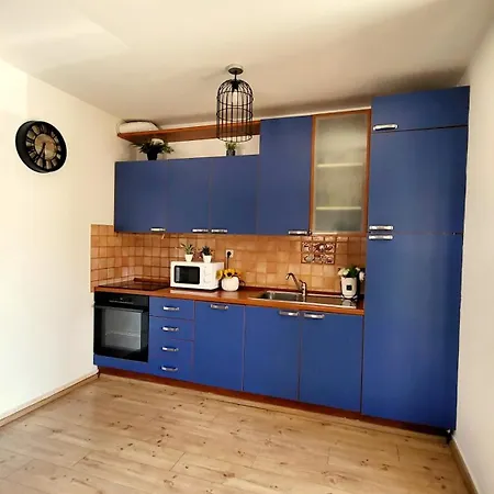 Blue Stone-with Parking, Terrace And Bbq Appartement