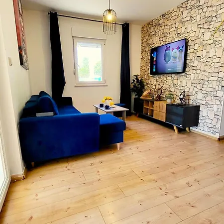 Blue Stone-with Parking, Terrace And Bbq * 자다르