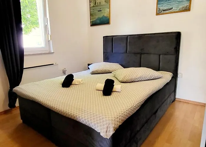 Blue Stone-with Parking, Terrace And Bbq Appartement *