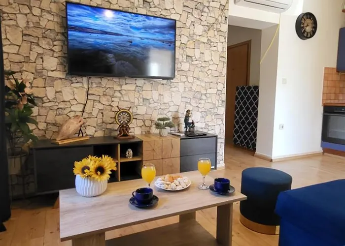 Appartement Blue Stone-with Parking, Terrace And Bbq Zadar