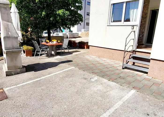 Blue Stone-with Parking, Terrace And Bbq Appartement *