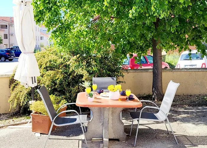 Blue Stone-with Parking, Terrace And Bbq * 扎达尔